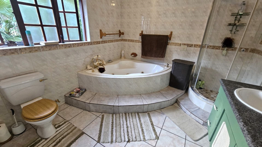 5 Bedroom Property for Sale in Schoemansville North West